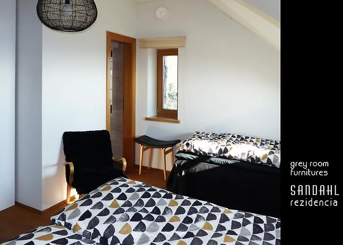 Sandahl Rezidencia Pensionat 3*