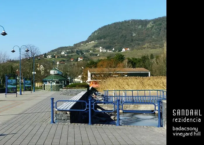 Sandahl Rezidencia Pensionat 3*